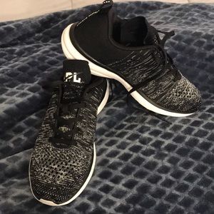 APL shoes
